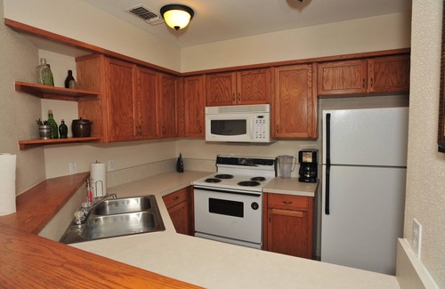 New Braunfels Hotel | The Schmitz Bed & Breakfast