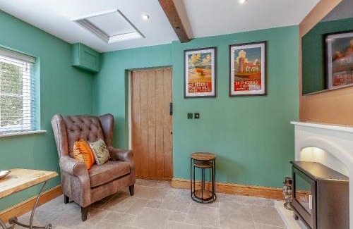 Bradwell-on-Sea House | The School House Cottage