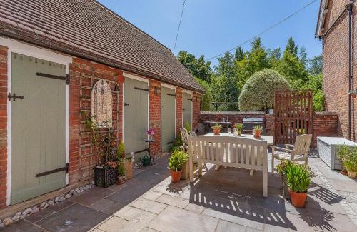 Bradwell-on-Sea House | The School House Cottage