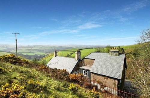 Lynton House | The School House