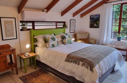 Mountainside Apartment | The Sculpture Yard