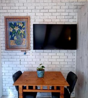 Mountainside Apartment | The Sculpture Yard
