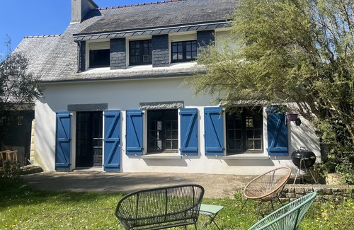 Plonevez-Porzay Cottage | The Sea BreezenDetached house 50 meters from the beach