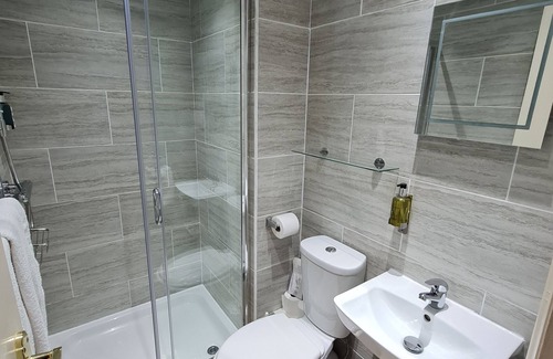Lytham St. Anne's Bed & Breakfast | The Sea Croft Bed Breakfast & Bar St Annes