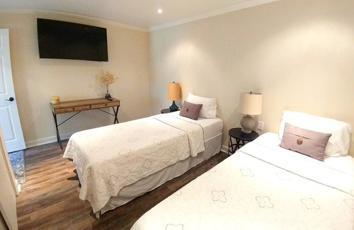 Virginia Beach House | The SeaBoard Country Beach Suite Pungo Sandbridge