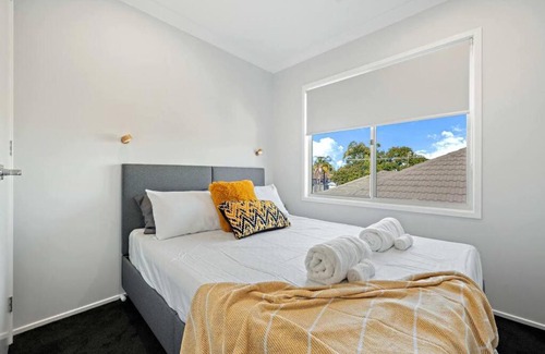 Umina Beach House | The Seachange - Brand New, Beachy Family Retreat.