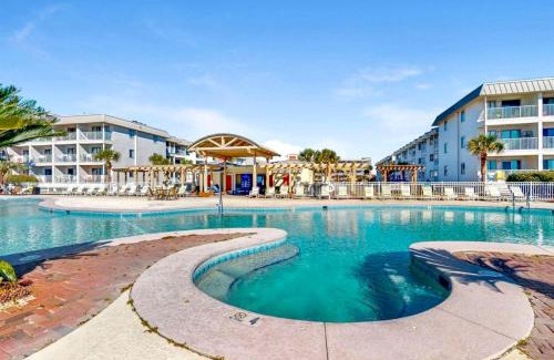 Fort Morgan Apartment | The Seahorse Sandcastle