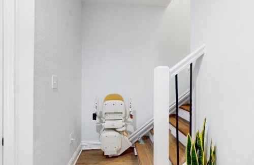Navarre House | The Seashell