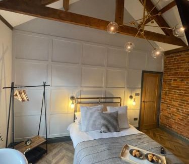 Morpeth House | The Secret Cottage - Morpeth