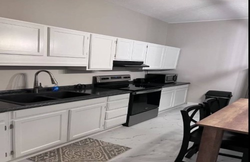 Lawrenceburg Apartment | The Secretariat; A Cozy two bedroom Downtown loft apartment
