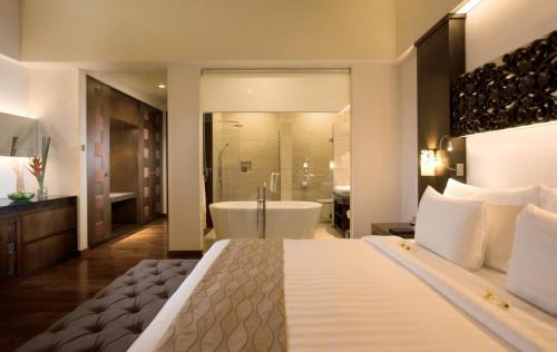 Seminyak Resort | The Seminyak Beach Resort & Spa