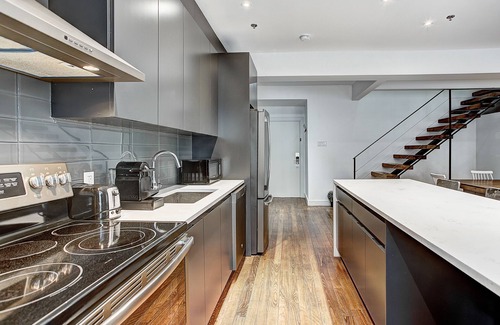 Old Montreal Apartment | The SFX Old Port