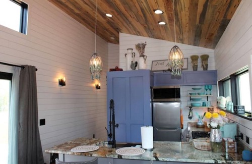 Morganton Ski Chalet | The Shack at Shortoff.in the heart of hiking, biking and boating.