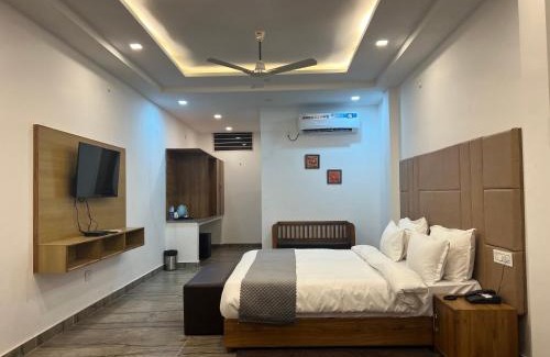 Lansdowne Hotel | The Shalam Resort श्रीकृष्ण शरणं मम