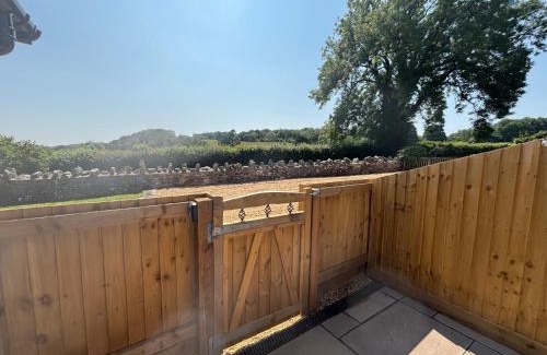 Holcombe House | The Sheep Shed