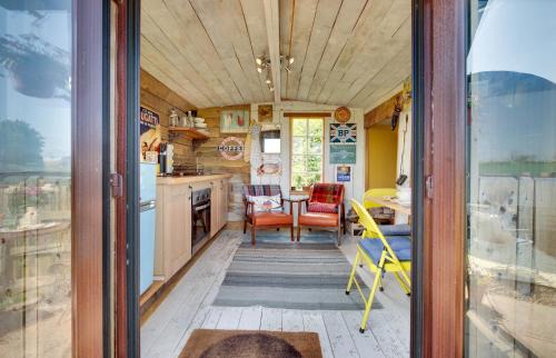 Berwick-upon-Tweed Cabin | The Shepherds Hut