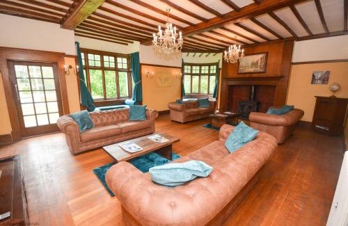Wroxham House | The Sheriff House - Beautiful large property in Wroxham, perfect for family holidays