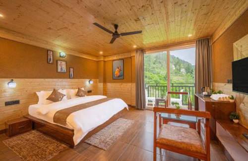 Shimla Hotel | The Shimla Heights l Stargaze Café l I Open Air Multi Cuisine Restaurant l Balaju Banquet Hall l Sky Night Bonfire l Free Wi-Fi Connectivity l Kufri by Exotic Stays