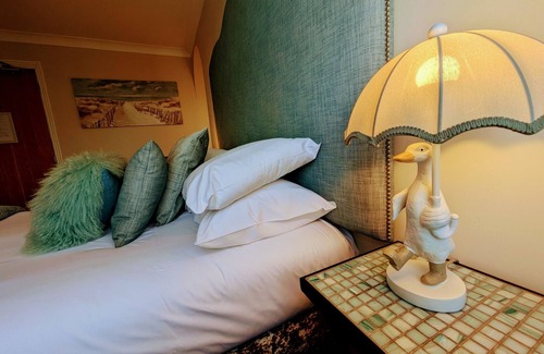 Burmarsh Bed & Breakfast | The Ship Inn