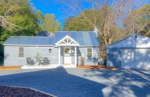 Southern Pines House | The Shire 255 D - Solitude - Downtown