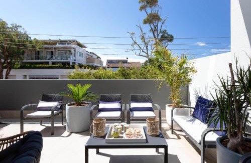 Shoal Bay Apartment | The Shoal 104 linen included and under 200m to beach