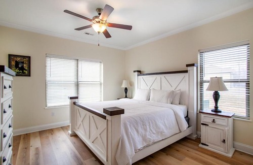Townsend House | The Shooting Star - Townsend Condo