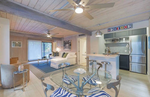 Captiva Cottage | The Shore Bird-Private Captiva Escape Bay to Gulf Cottage!