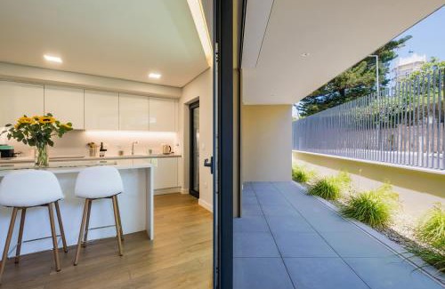 Parede Apartment | The Shoreline 1 by Portugal Portfolio