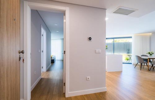 Parede Apartment | The Shoreline 1 by Portugal Portfolio