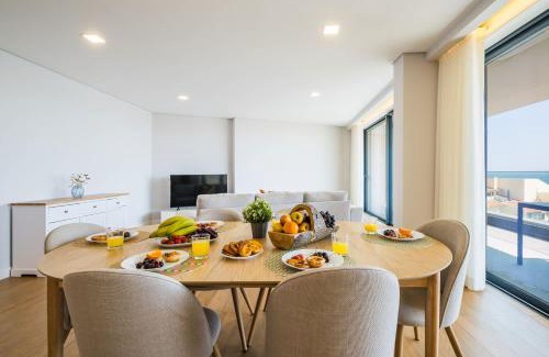Parede Apartment | The Shoreline 3 by Portugal Portfolio