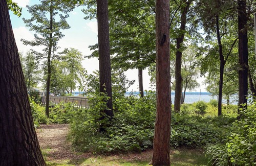 Acme Condo | The Shores Lakeside Condo Unit 5682