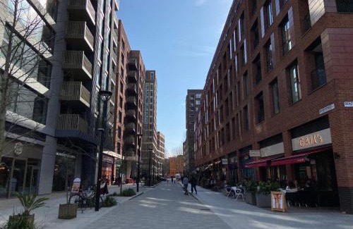 Elephant and Castle Apartment | The Shrine Flat in Zone 1