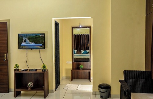 Omkareshwar Hotel | THE SHRINE HOTEL