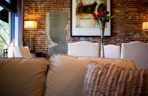 Brunswick Apartment | The SIGNATURE