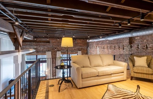 Brunswick Apartment | The SIGNATURE