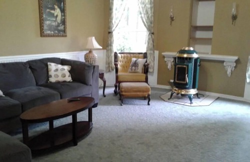 Clinton Other | The Sirens Hideaway a charming Victorian Farmhouse