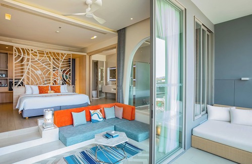 Kata Hotel | The SIS Kata Resort - Adult Only