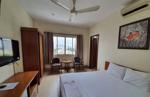 Thu Duc Hotel | The Six Hotel - Hoang Long Son 3