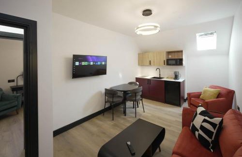Adamsdown Apartment | The Sixty Aparthotel - Central Cardiff Apartment with Parking