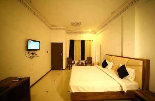 Nathdwara Hotel | The Sky Comfort Shreenath
