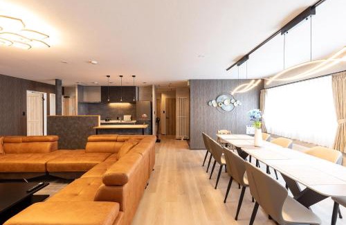Higashi House | The SKY