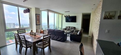 San Salvador Apartment | The Sky View