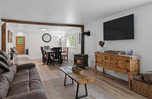Whitefish House | The Skyles Lake Escape- A cozy mountain retreat!