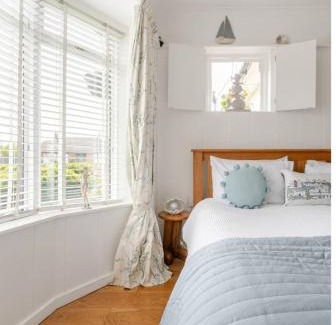 Tankerton House | The Slopes
