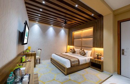Mahipalpur Hotel | The SM Hotel By RMR Hotels