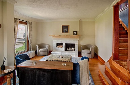 Lexington House | The Smith House - Lexington
