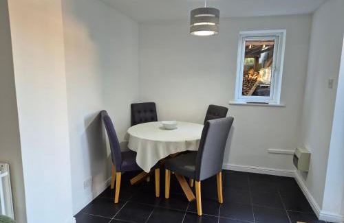 Bradley Stoke Apartment | The Smithy by Cliftonvalley Apartments