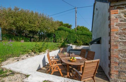 Gunwalloe House | The Smithy