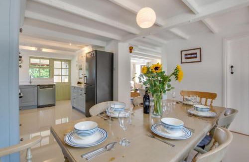 Gunwalloe House | The Smithy