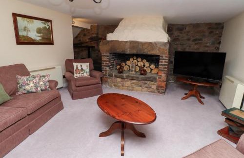 Akeld House | The Smithy